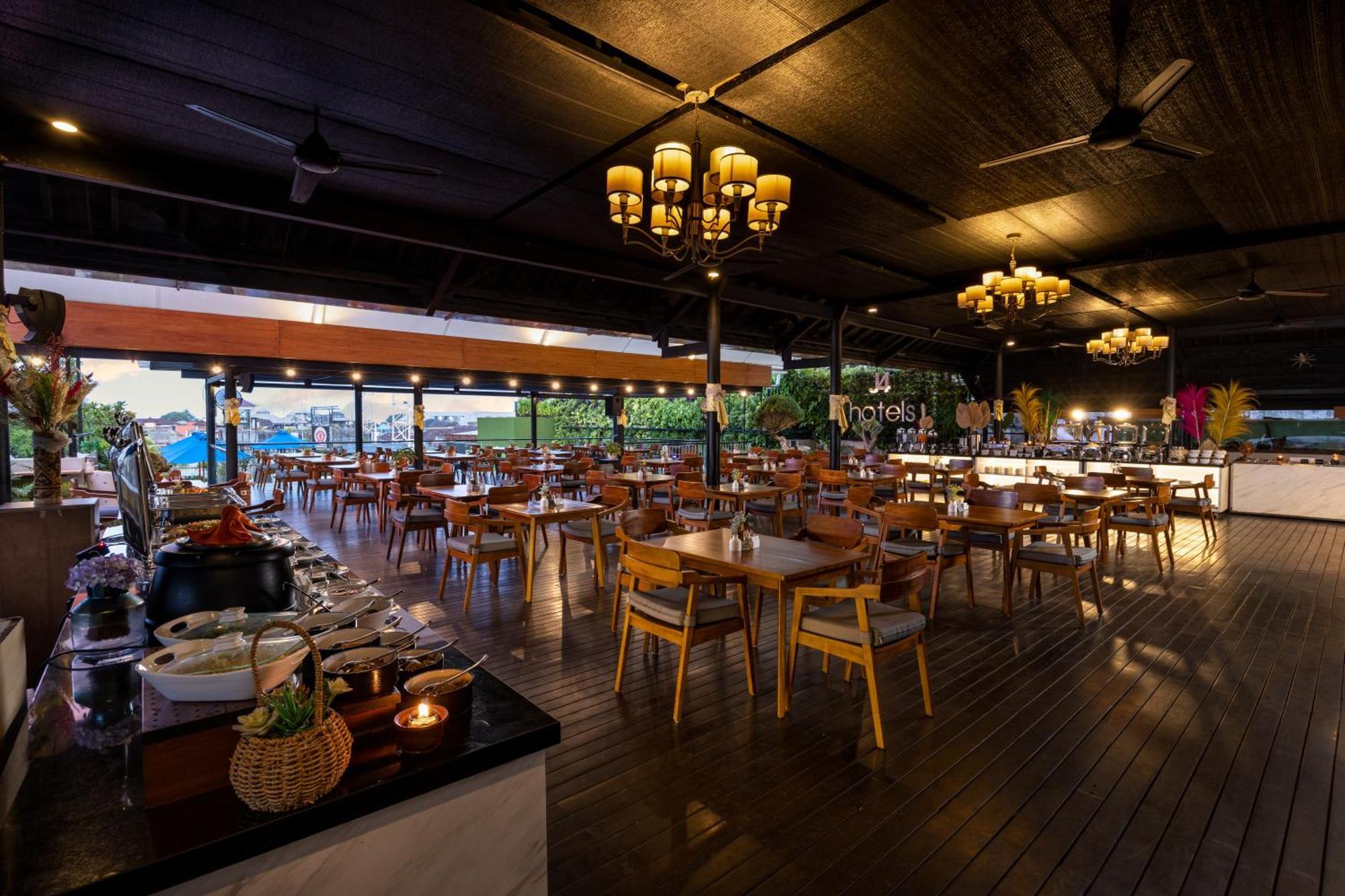 J4 Hotels Legian Exteriér fotografie