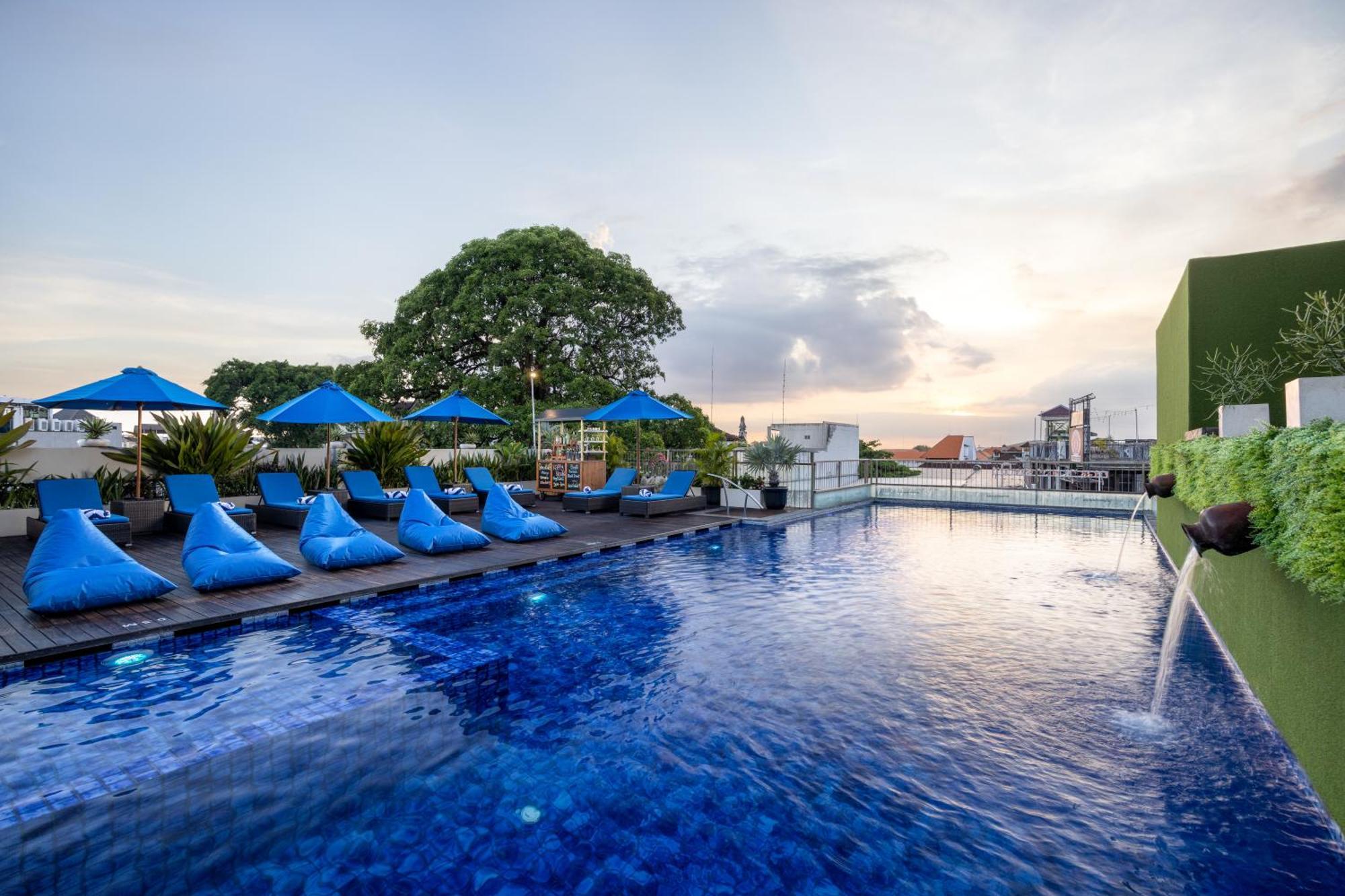 J4 Hotels Legian Exteriér fotografie