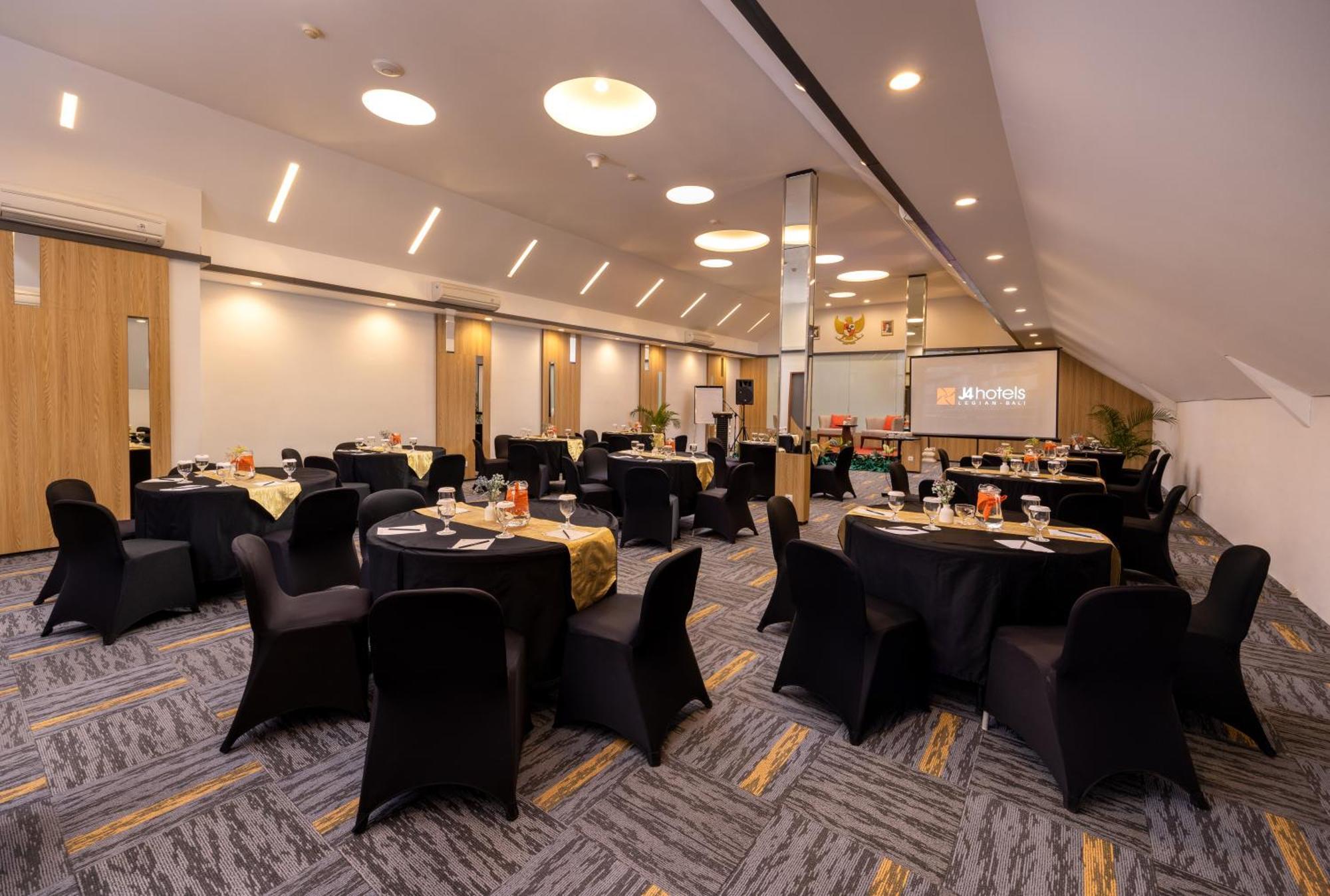 J4 Hotels Legian Exteriér fotografie